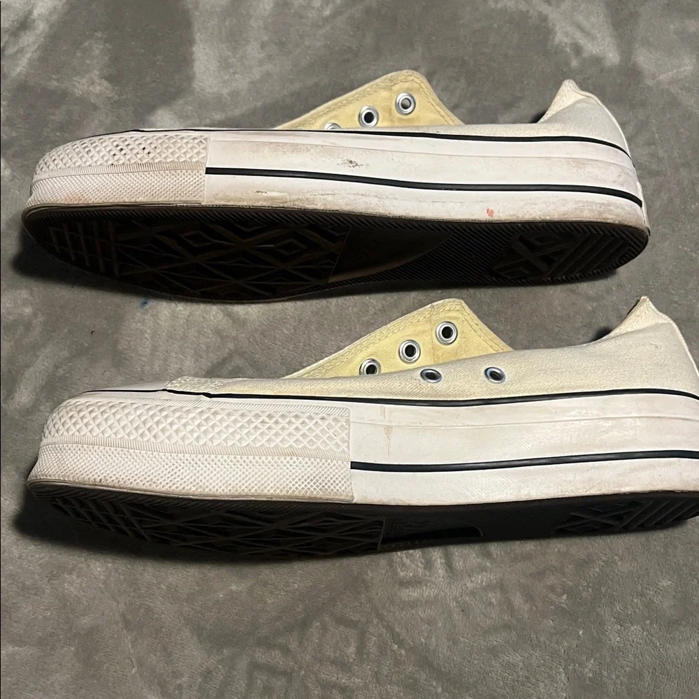 Classic Cream Canvas Platform Chuck Taylor All Stars. No laces. Used condition. - Picture 7 of 9